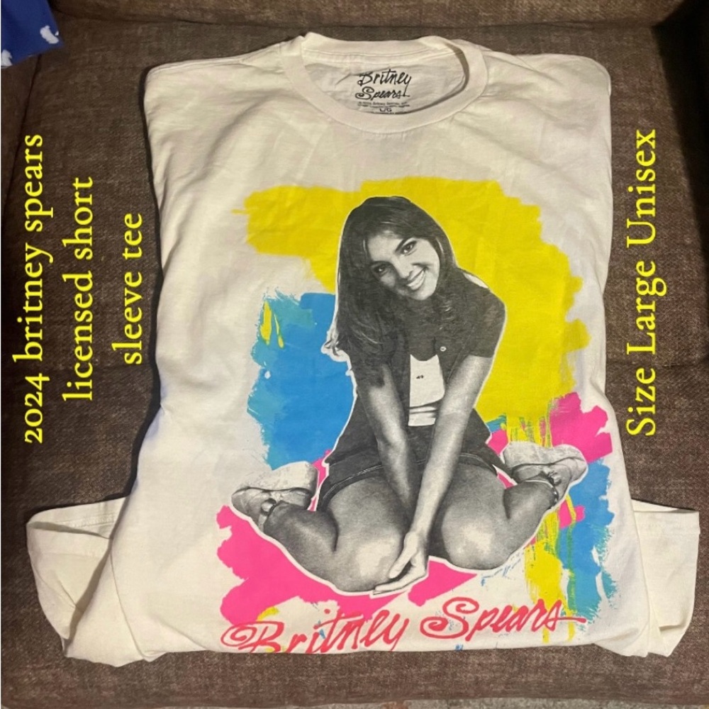 Graphic Tee- BRITNEY SPEARS L